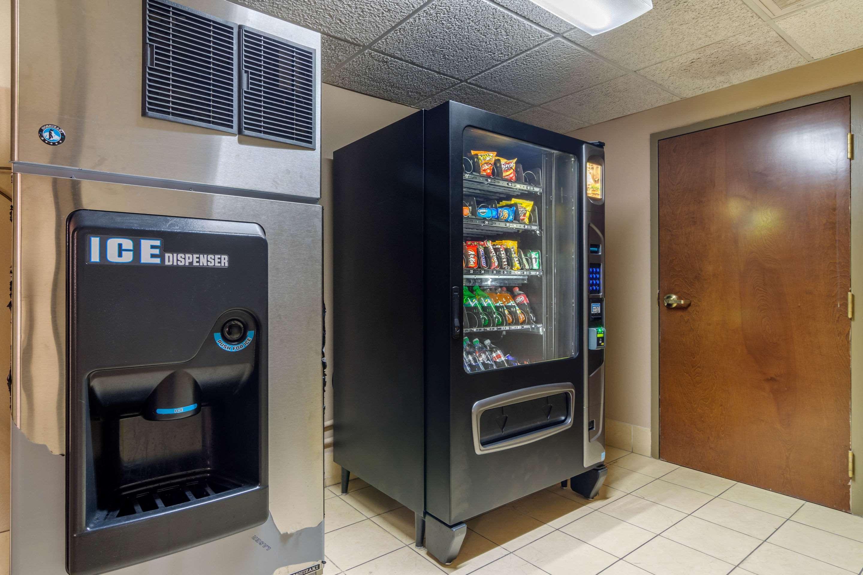 Comfort Inn & Suites Perry National Fairgrounds Area Eksteriør billede