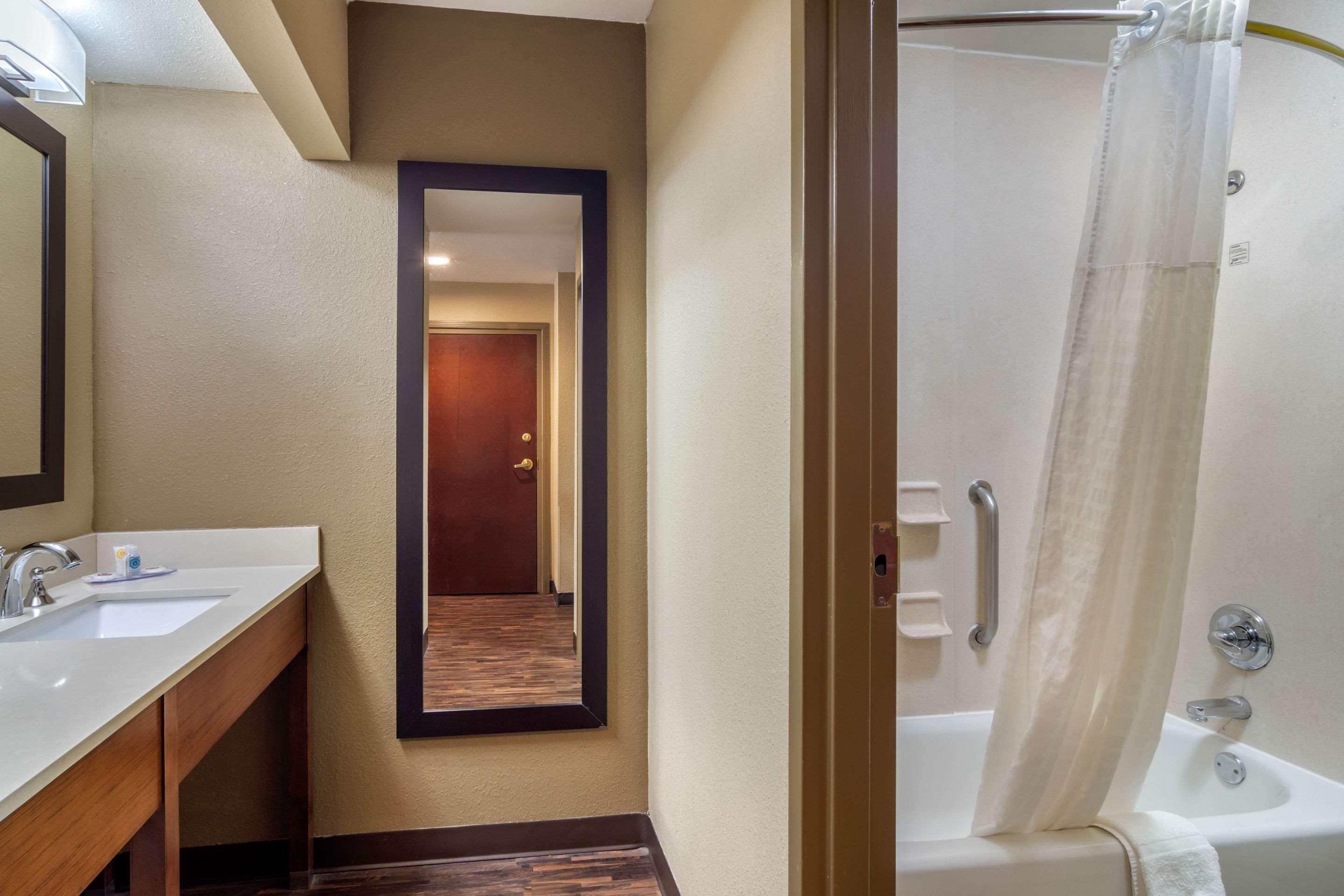 Comfort Inn & Suites Perry National Fairgrounds Area Eksteriør billede